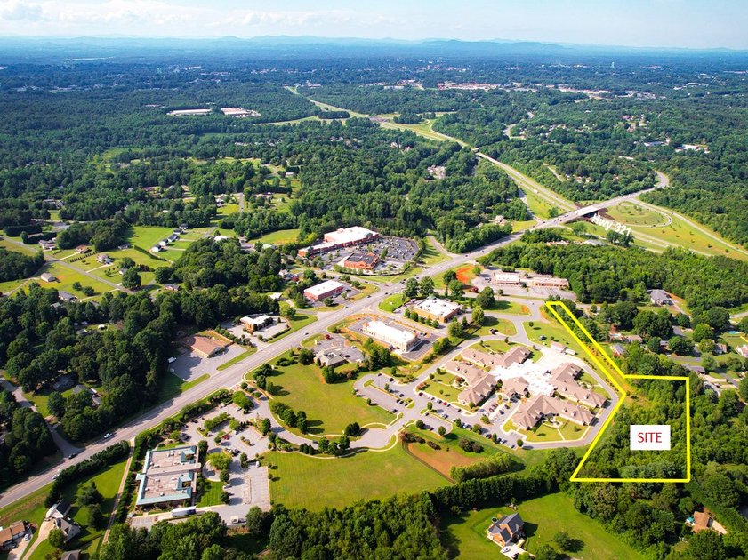 3.5 + Acres in Mountain View Hickory, NC Commercial First