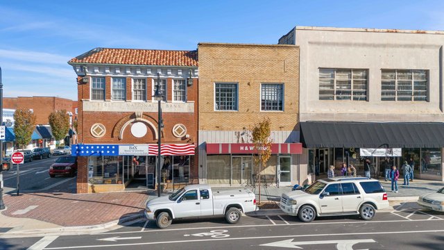 12 E 1st Street Main